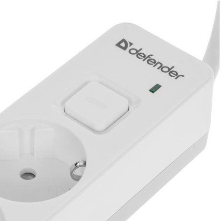 Удлинитель с сетевым фильтром Defender DFS 133, белый, 5 розеток, 3 м.