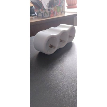 Разветвитель 3-м SPx-3e-W с заземл. 16А бел. Эра Б0053479