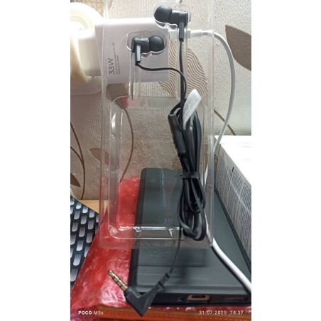 Мобильная стойка Wize Pro M86 для широкоформатных и интерактивных панелей 42 90, Max VESA 800x600 мм, высота 183 см, вертикальная регулировка, полка для медиаплеера, до 150 кг, черный