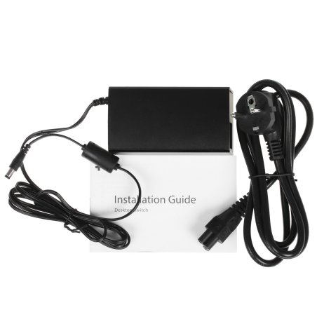 Коммутатор TP-Link SMB TL-SF1005P 5-портовый 10/100 Мбит/с настольный коммутатор с 4 портами PoE