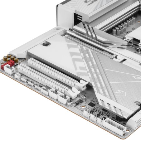 Материнская плата Gigabyte Z890 AORUS PRO ICE, LGA 1851, Intel Z890, 4xDDR5, 4xSATA, 5xM.2, 1xPCIe 5.0 x16, 1xPCIe 4.0 x4, 1xPCIe 4.0 x1, 2xUSB-C (Thunderbolt 4), 1x 5Gb LAN, 4xUSB-A 3.2 Gen 1, 2xUSB-A 3.2 Gen 2, 4xUSB-A 2.0, 2x3.5 мм, 7.1, ATX