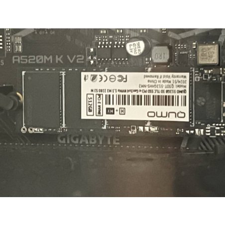 Накопитель SSD QUMO Novation, 512Gb, PCIe 3.0 x4, M.2 2280, NVMe, R/W 3100/2000  OEM