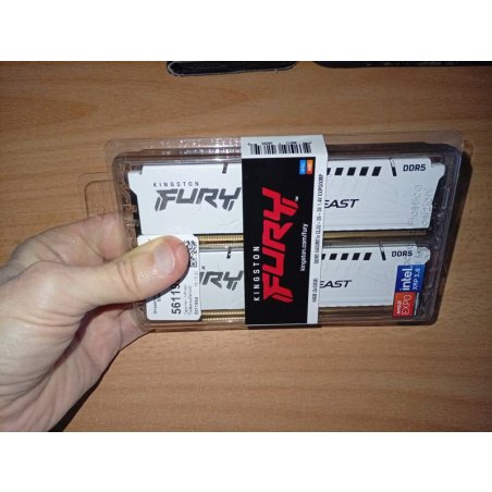 Оперативная память Kingston Fury Beast, DDR5, 16Gb (1x16Gb), 6000MHz, CL36, DIMM, с радиатором, белый