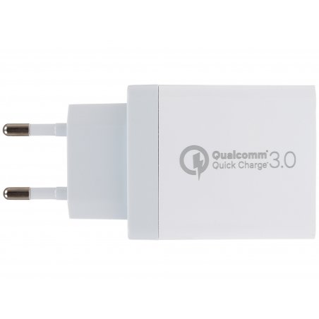 Сетевое зарядное устройство Qumo Quick Charge 3.0 3 USB (Charger 019), Quick charge 3.0, 3 USB, QC 3.0 + 2,1A, белый