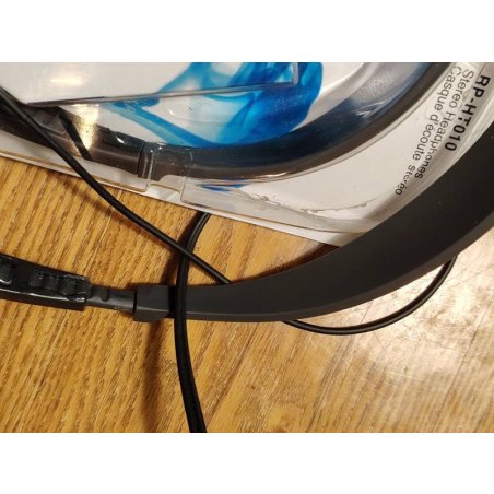 Наушники Panasonic RP-HT 010 GU-H вертикальные