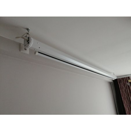 Экран Cactus 225x300см MotoExpert CS-PSME-300x225-WT 4:3 настенно-потолочный рулонный белый (моторизованный привод)