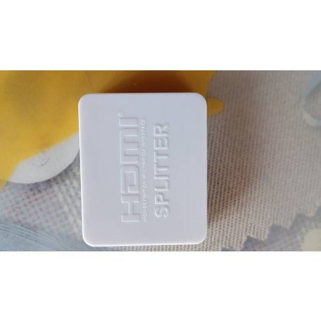 Разветвитель HDMI 4K Splitter Orient HSP0102HL, 1->2, HDMI 1.4/3D, UHDTV 4K(3840x2160)/HDTV1080p/1080i/720p, HDCP1.2, питание от USB, пластик.корпус