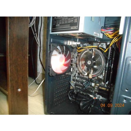 Вентилятор для корпуса Powercase M2_6P черный, 120 мм, 1200 об/мин, 29.58 дБ, 6 pin