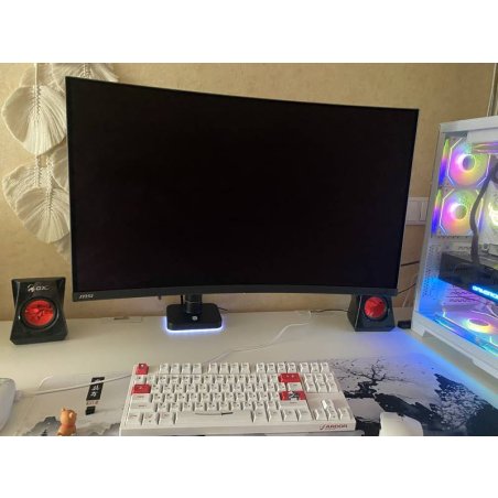 Монитор 31.5" MSI MAG 321UPX QD-OLED 3840x2160, 240 Гц, 0.03 мс, 16:9, 1000 кд/м², DisplayHDR True Black 400, DP 1.4a, HDMI 2.1, USB-C, 3.5 Jack, Adaptive-Sync, PIP, черный