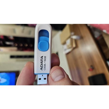Флешка USB ADATA C008 (AC008-16G-RWE), 16Gb, USB 2.0, R/W 15/5, белый/синий