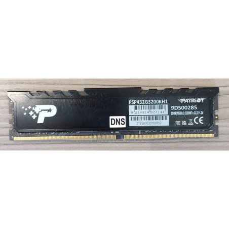 Оперативная память Patriot Signature Premium, DDR4, 32GB (2x16 GB), 3200 MHz, CL22, DIMM, радиатор, черный