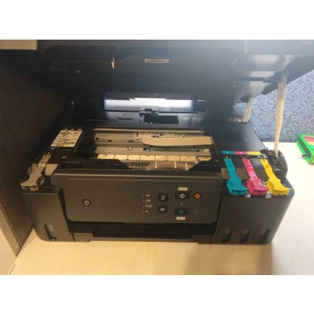 МФУ струйное Canon PIXMA G2430 (5991C009), A4, цветное, печ. 11 стр/мин. (ч/б) 6 стр/мин. (цвет), 4800 x 1200 dpi (печать) 1200x600dpi (скан.), USB