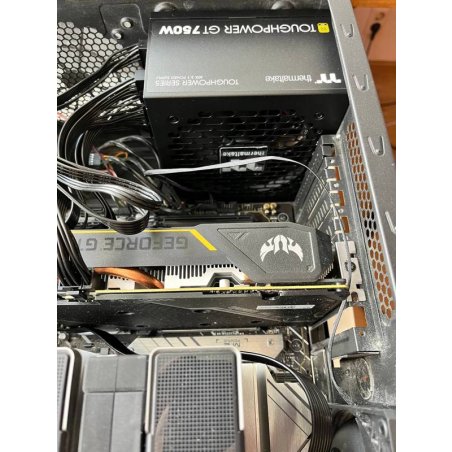 Блок питания Thermaltake Toughpower GX1 RGb (PS-TPD-0600NHFAGE-1), 600Вт,80 PLUS Gold, 120мм. черный