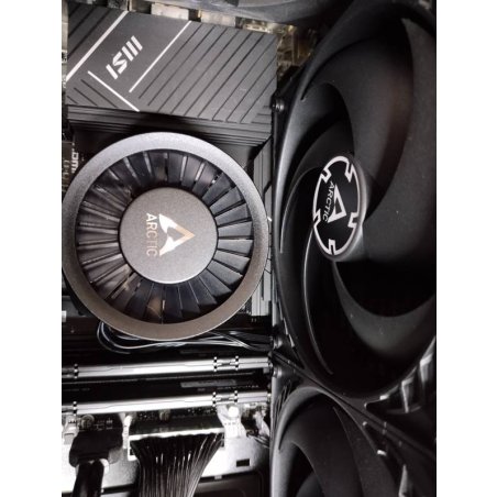 Жидкостная система охлаждения Arctic Liquid Freezer III 280 белый, 140 мм, алюминий/медь, 2800 об/мин, 26 дБ, 4 pin, 260 Вт