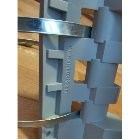 Крепление (QMExtra) QME Mikrotik quickMOUNT extra на стену больших точек доступа и секторных антенн