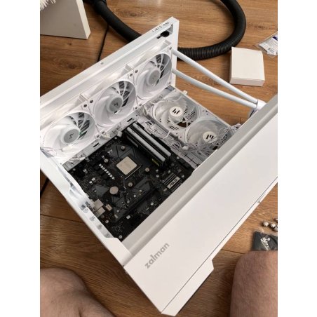 Память DDR4 2x8GB 3200MHz A-Data AX4U32008G16A-DTWHD35G XPG Spectrix D35G RGB RTL Gaming PC4-25600 CL16 DIMM 288-pin 1.35В single rank с радиатором Ret