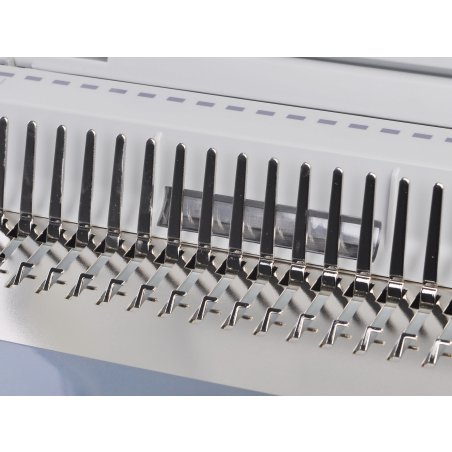 Брошюровщик Fellowes QUASAR+ на пластиковую пружину, сшивает до 500 лст., перфорирует 22 лст., шт