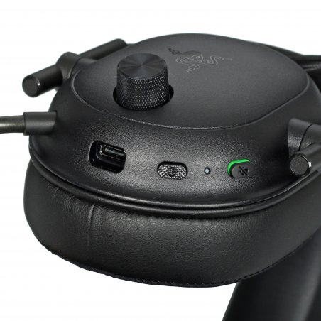 Гарнитура Razer Blackshark V2 HyperSpeed чёрный, беспроводная, Bluetooth, до 70 ч
