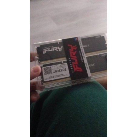 Оперативная память Kingston Fury Beast, DDR5, 16Gb (2x8Gb), 5600MHz, CL40, DIMM, с радиаторами, черный