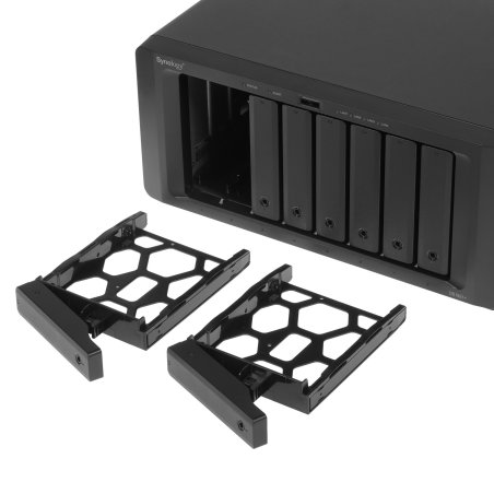 СХД настольное исполнение 8BAY NO HDD USB3 SYNOLOGY DS1821+