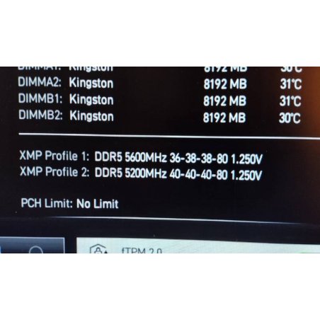 Оперативная память Kingston Fury Beast, DDR5, 16Gb (2x8Gb), 5600MHz, CL40, DIMM, с радиаторами, черный