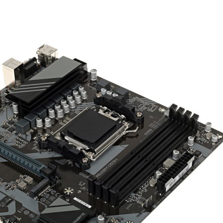 Материнская плата Gigabyte A620M DS3H, Micro-ATX, AM5, AMD A620, 4xDDR5, 4xSATA, 1xM.2, 1xPCI-E 4.0 x16, 1xPCI-E x1, 1xHDMI, 1xDP, 1xVGA, 1x 1Gb LAN, 1xUSB 3.2 Gen 1, 4xUSB 2.0, 3x3.5мм, 7.1, ATX