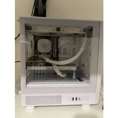 Система водяного охлаждения Deepcool LE240 V2 Zero Dark Soc-AM5/AM4/1200/1700/1851 черный 4-pin 28.2-31.6dB Al 220W 1359gr Ret (R-LE240ZERO-BKLNMD-G-1)