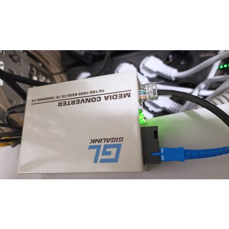 Медиаконвертер GIGALINK GL-MC-UTPF-SC1G-18SM-1550 - UTP, 100/1000Мбит/c в WDM, без LFP, SM, SC, Tx:1550/Rx:1310, 18 дБ (до 20 км)