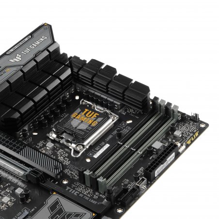 Материнская плата ASUS TUF GAMING Z790-PLUS WIFI, LGA1700, Intel Z790, 4xDDR5, 4xSATA, 4xM.2, 2xPCIe x16, 2xPCIe x1, DisplayPort, HDMI, 1x2.5Gb LAN, USB Type-C, 5x3.5 мм, 7.1, ATX