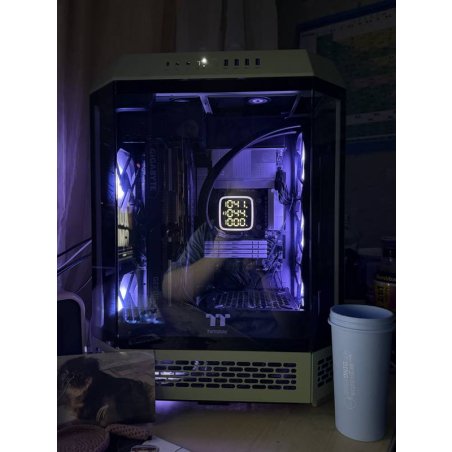 Компьютерный корпус Thermaltake The Tower 600 Black черный без БП ATX 13x120мм 9x140мм 4xUSB 3.0 audio bott PSU