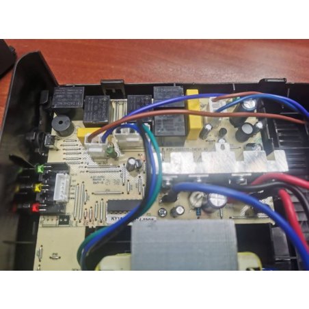 Источник бесперебойного питания CyberPower UT1500EG Line-Interactive 1500VA/900W USB/RJ11/45/USB charger A/C