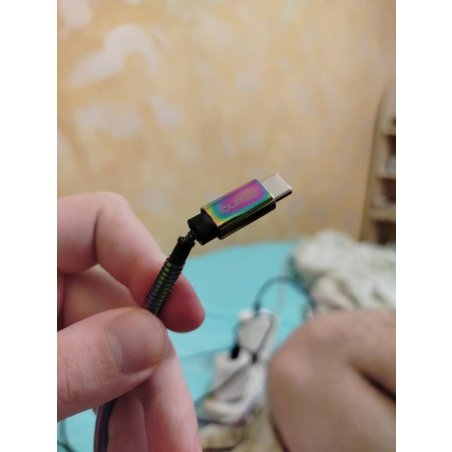 КабельQumo Type-С кабель, 1м, USB 3.0, 5В, 3А, 15Вт, металлическая оплетка, металлический коннектор, серебряный