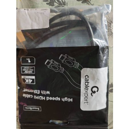 Кабель Cablexpert HDMI CC-HDMI4L-1M, 19M/19M, v2.0, серия Light, позол.разъемы, экран, 1м, черный, пакет