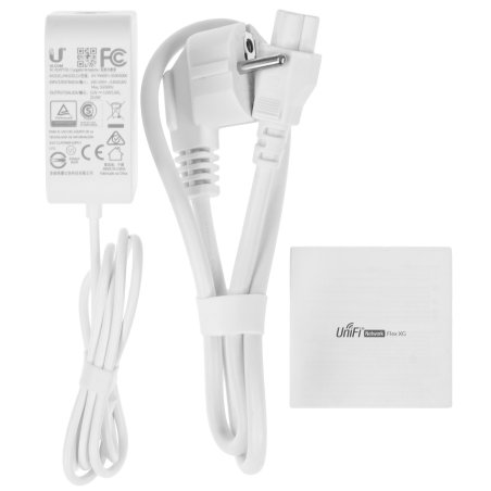 Коммутатор Ubiquiti UniFi Switch Flex XG Коммутатор, 4х 10G RJ45, 1х 1G RJ45