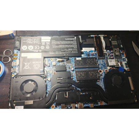 Накопитель SSD ADATA LEGEND 900 PRO, 2000Gb, M.2(22x80мм), NVMe 1.4, PCIe 4.0 x4, 3D NAND, R/W 7400/6500Mb/s, IOPs н.д./н.д., TbW 1200, DWPD 0.3 (5 лет)