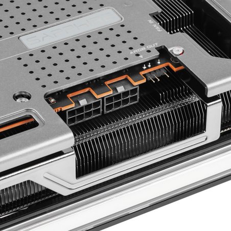 Видеокарта Sapphire PCI-E 4.0 11335-02-20G NITRO+ RX 7700 XT GAMING OC AMD Radeon RX 7700XT 12288Mb 192 GDDR6 2276/18000 HDMIx2 DPx2 HDCP Ret