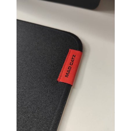 Игровой коврик для мыши Mad Catz G.L.I.D.E. SPEED XL черный (900 x 400 x 3 мм, резина, водоотталкивающая ткань)