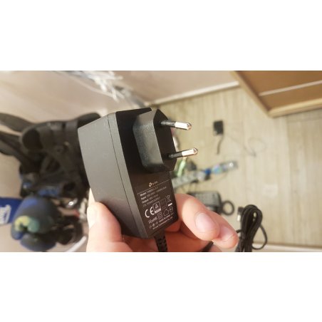 Инжектор PoE++ TP-Link TL-POE170S