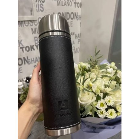 Термос Арктика 108-700 синий, узкое горло 0,7 л + кнопка в коже, холод/тепло 28 ч