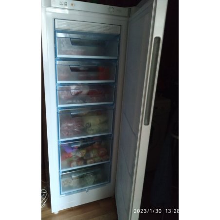 Морозильная камера Pozis FV NF-117, рубиновый, 228л, 6 ящиков