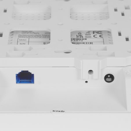 Двухдиапазонная гигабитная точка доступа Tenda i24 AC1200, 2,4/5 ГГц, до 1167 Мбит/с, антенны 2x4дБи, PoE, 1x1 Gbит/с