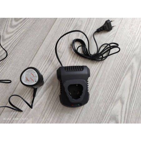 Зарядное устройство ИНТЕРСКОЛ ЗУ-3/12, 12 В, 2.3 А (2401.128)