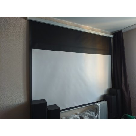 Настенный экран Lumien Master Picture 189х240 см Matte White FiberGlass, черн. кайма по периметру, доп. черн. кайма сверху 51 см 16:9