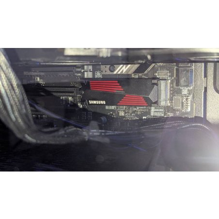 Накопитель SSD Samsung 990 Pro MZ-V9P4T0CW, 4Tb, PCIe 4.0 x4, M.2 2280, NVMe, R/W 7450/6900, с радиатором