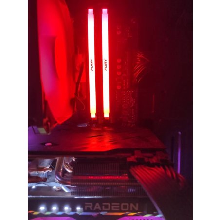 Оперативная память Kingston Fury Beast, DDR4, 16Gb (2x8Gb), 3200MHz, CL16, DIMM, с радиатором, RGb, черный