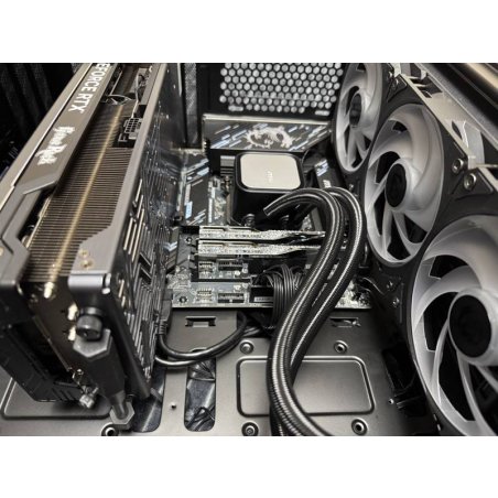 Жидкостная система охлаждения MSI MAG CORELIQUID A13 360 черный 120мм алюминий+медь 4-pin