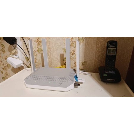 Маршрутизатор Гигабитный Keenetic Giga (KN-1012) с двухдиапазонным Mesh Wi-Fi 6 AX3000