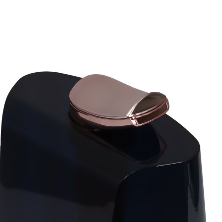 Универсальное зарядное устройство QUMO для аккумуляторов с напряжением 12V, модель Thunder Optima 12V6A