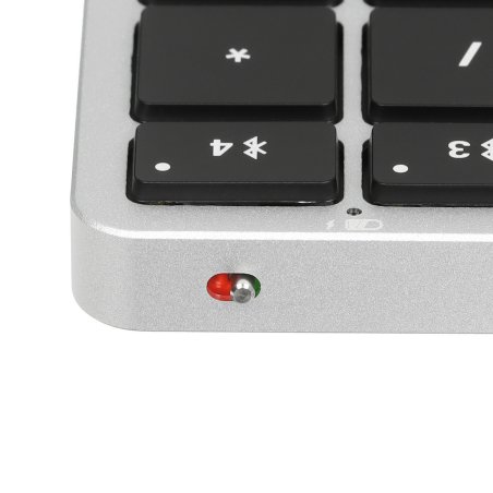 Клавиатура беспроводная Satechi Slim X3 Bluetooth Backlit Keyboard, Bluetooth, Серебристый ST-BTSX3S-RU