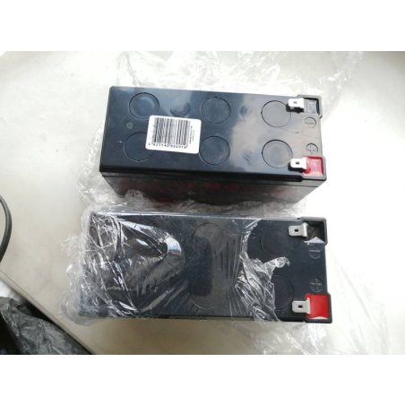 Батарея CSB серия GP, GP1272, напряжение 12В, емкость 7.2А·ч (разряд 20 часов), макс. ток разряда (5 сек.) 100А, ток короткого замыкания 304А, макс. ток заряда 2.8A, свинцово-кислотная типа AGM, клеммы F1, ДxШxВ 150.9x64.8x98.6мм., вес 2.4кг., срок службы